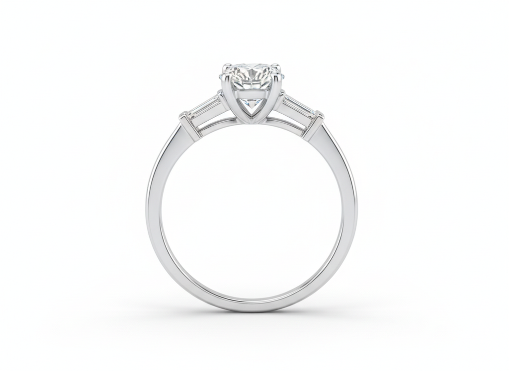 18ct White Gold Brilliant/Baguette Cut Diamond ring